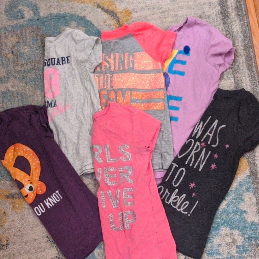 6 Girls T-shirts